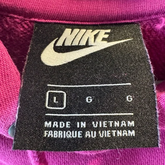 Nike women’s  Magenta Hoodie - Picture 3 of 4